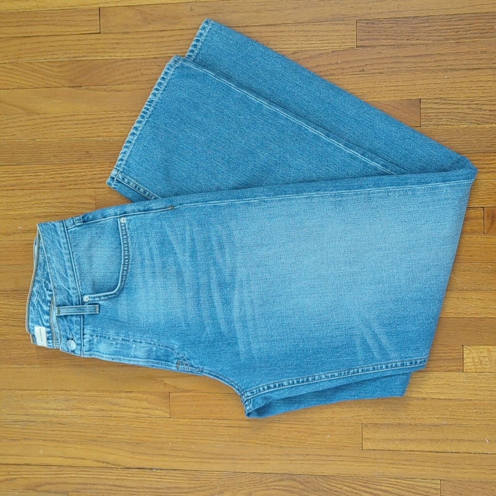GRLFRND bella low rise boyfriend Jeans